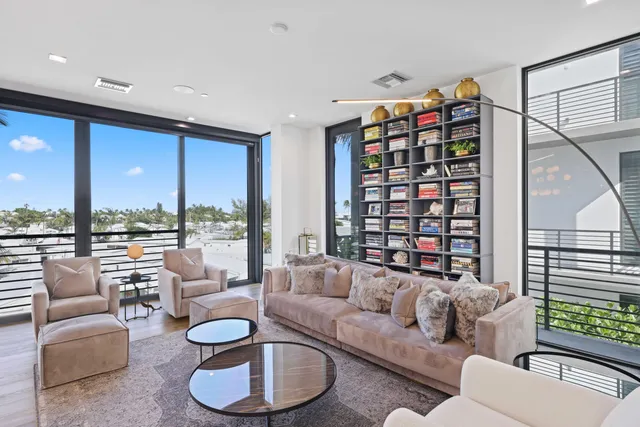 $2,965,000 | 11501 Old Ocean Boulevard, Ocean Ridge, FL 33435