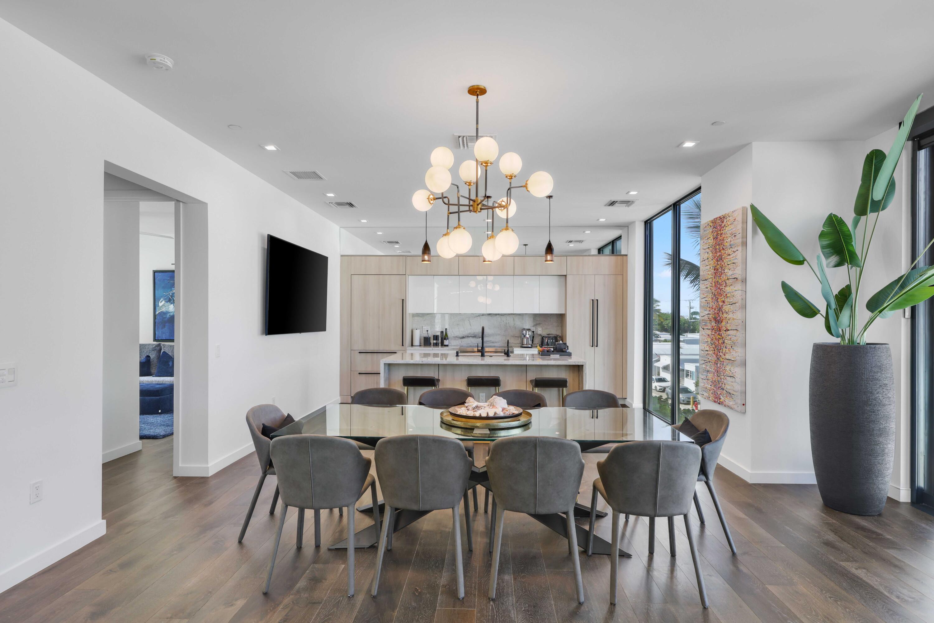 11501 Old Ocean Boulevard Ocean Ridge, FL 33435 - Photo 27 of 63 Dining Room/Kitchen