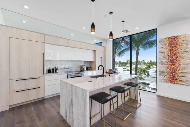 $2,965,000 | 11501 Old Ocean Boulevard, Ocean Ridge, FL 33435