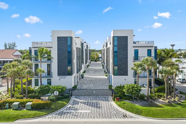 $2,965,000 | 11501 Old Ocean Boulevard, Ocean Ridge, FL 33435