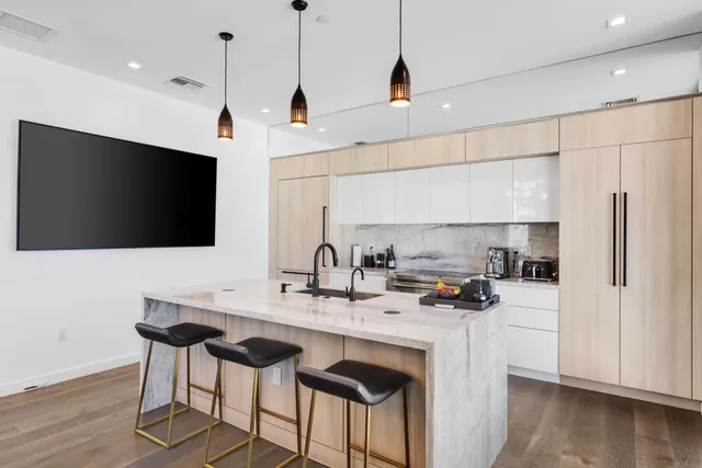 $2,965,000 | 11501 Old Ocean Boulevard, Ocean Ridge, FL 33435