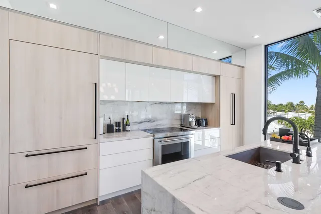 $2,965,000 | 11501 Old Ocean Boulevard, Ocean Ridge, FL 33435