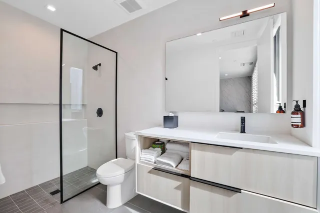 $2,965,000 | 11501 Old Ocean Boulevard, Ocean Ridge, FL 33435