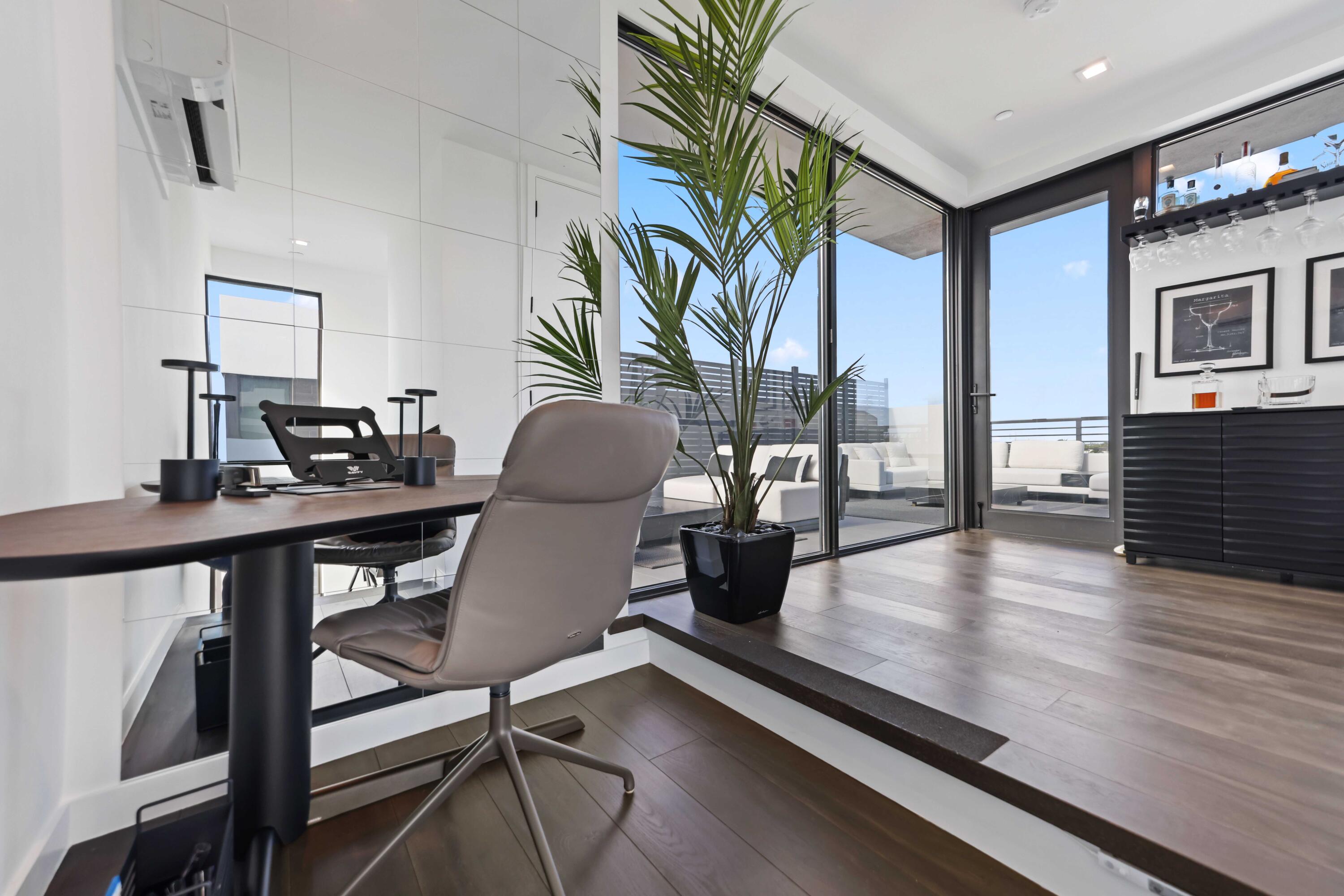 11501 Old Ocean Boulevard Ocean Ridge, FL 33435 - Photo 47 of 63 Roofdeck Entryway