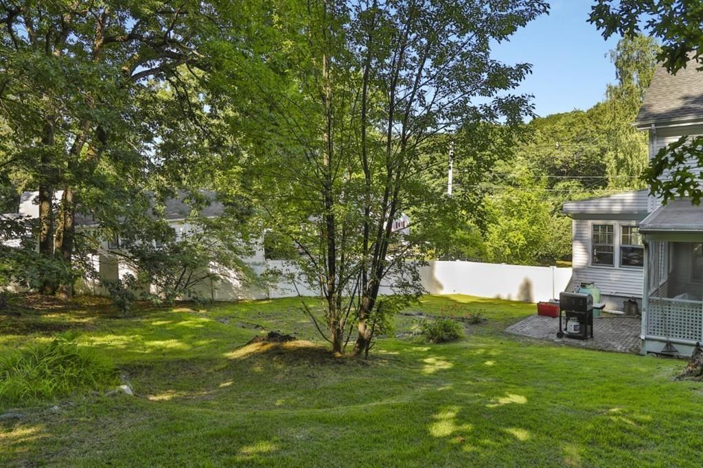 27 Longwood Road Reading, MA 01867 - Photo 26 of 28 Gallery Image 26