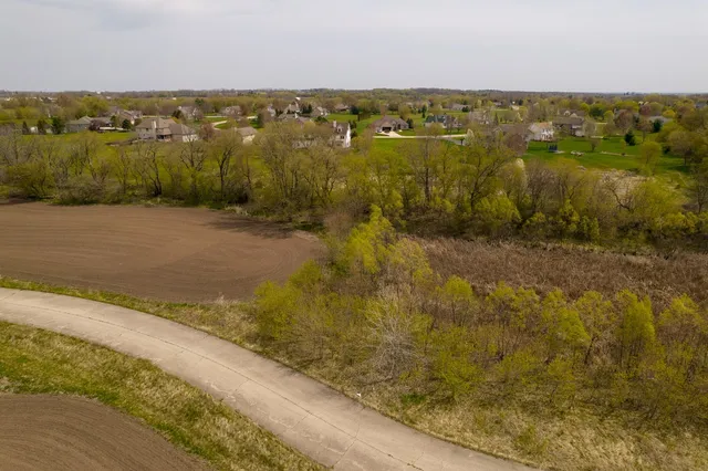 $649,999 | 5208 Kaylins Way, Ringwood, IL 60072