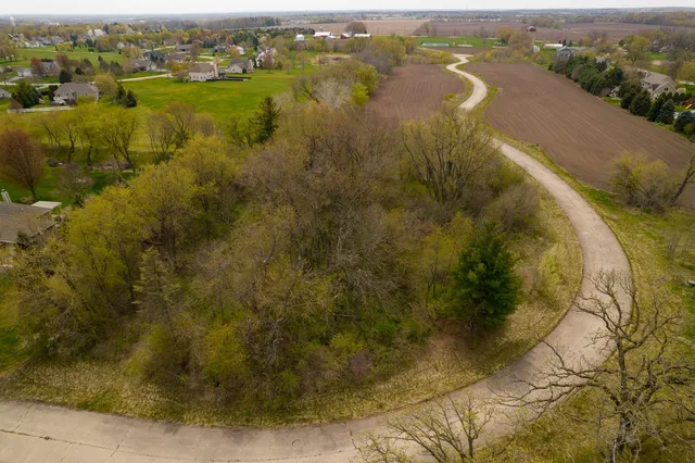 $649,999 | 5208 Kaylins Way, Ringwood, IL 60072