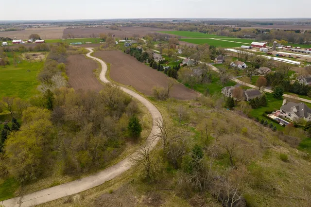 $649,999 | 5208 Kaylins Way, Ringwood, IL 60072