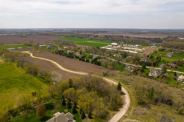 $649,999 | 5208 Kaylins Way, Ringwood, IL 60072