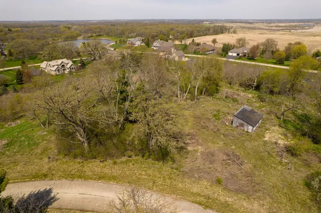 $649,999 | 5208 Kaylins Way, Ringwood, IL 60072