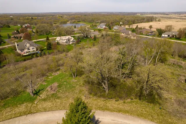 $649,999 | 5208 Kaylins Way, Ringwood, IL 60072