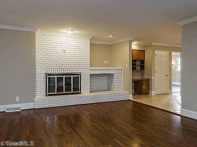 5609 Scotland Road Greensboro, NC 27407 - Photo 11 of 16 Den/Family/Great Room.