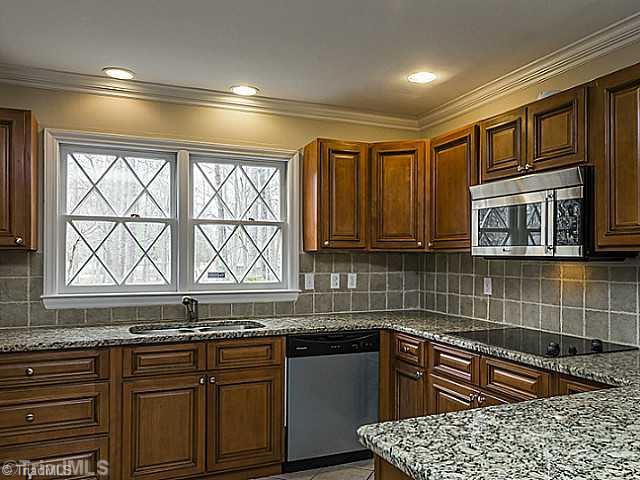 5609 Scotland Road Greensboro, NC 27407 - Photo 6 of 16 Kitchen.