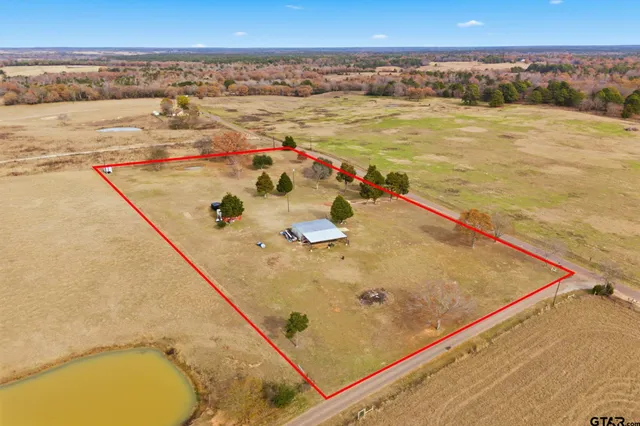 $180,000 | 4457 Cr 234d Henderson Tx 75652, Henderson, TX 75652