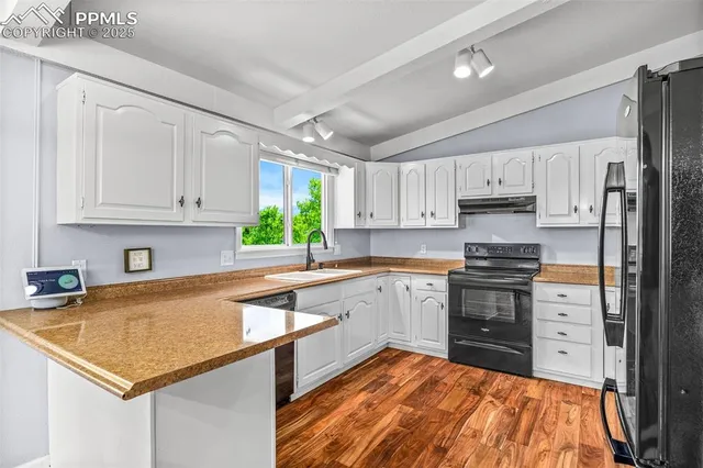 $695,000 | 1871 Brookwood Drive, Colorado Springs, CO 80918