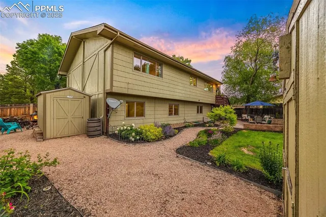 $695,000 | 1871 Brookwood Drive, Colorado Springs, CO 80918