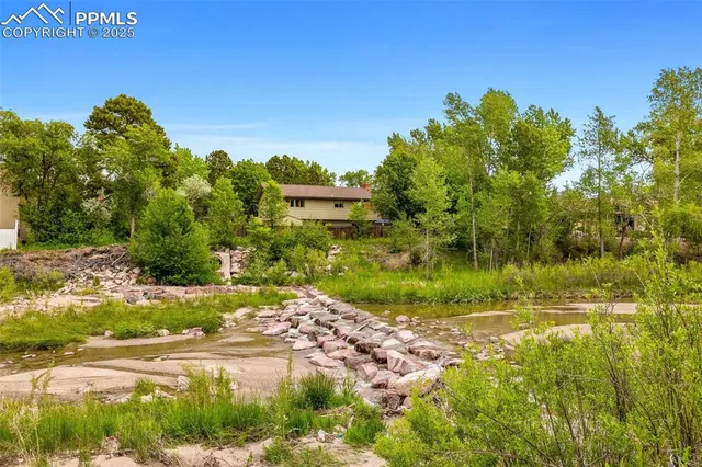 $695,000 | 1871 Brookwood Drive, Colorado Springs, CO 80918