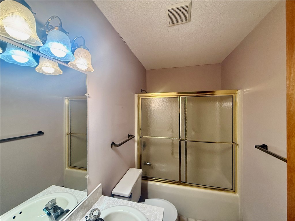 2920 Doral Court Decatur, IL 62521 - Photo 9 of 16