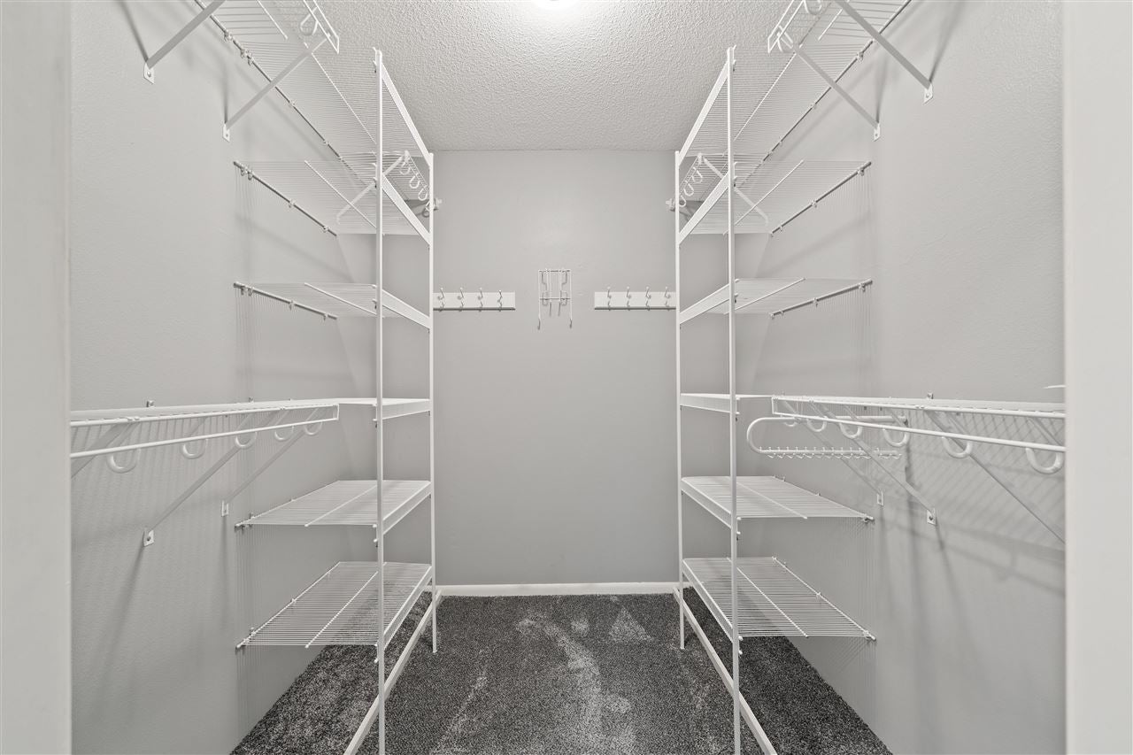 3712 Wenig Road Northeast Cedar Rapids, IA 52402 - Photo 22 of 38 Gallery Image 22