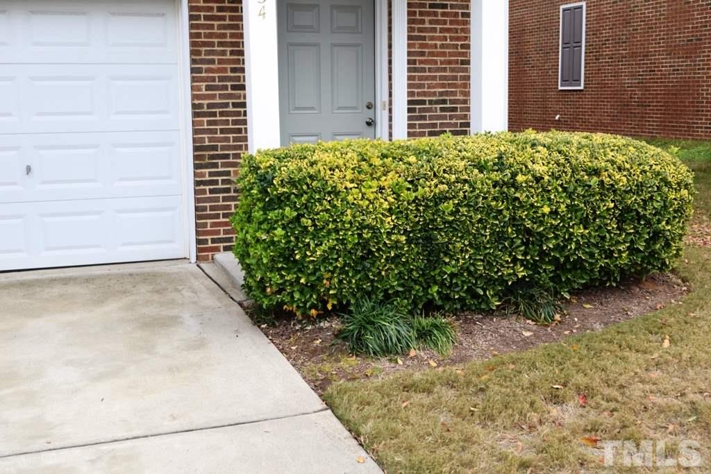 4834 Wyatt Brook Way Raleigh, NC 27609 - Photo 2 of 12 Gallery Image 2