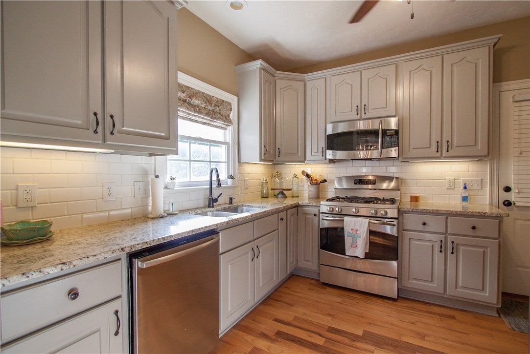 1702 Abby Road Auburn, AL 36830 - Photo 14 of 49 Gallery Image 14