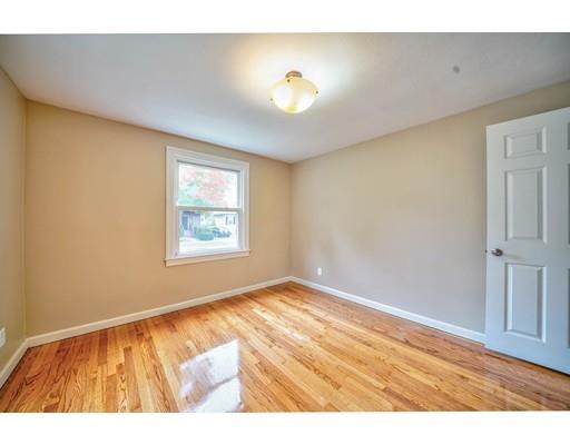 61 Chilson Street Springfield, MA 01118 - Photo 16 of 28