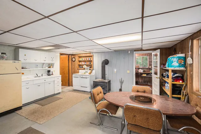 $390,000 | 4372 South 136th Avenue, Hesperia, MI 49421