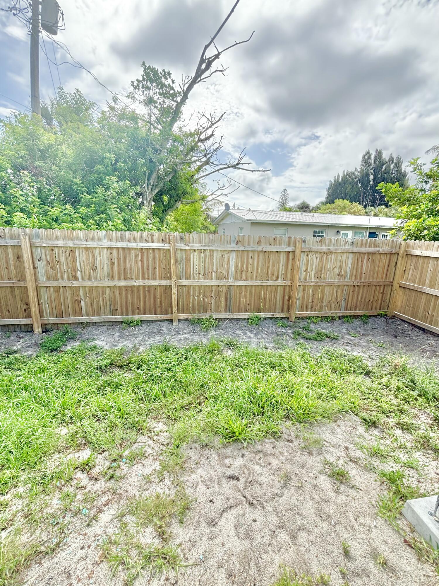 801 Central Avenue Stuart, FL 34994 - Photo 10 of 10 IMG_7048