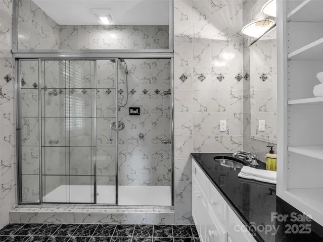 $2,950,000 | 454 Cut Away Road, Lake Lure, NC 28746