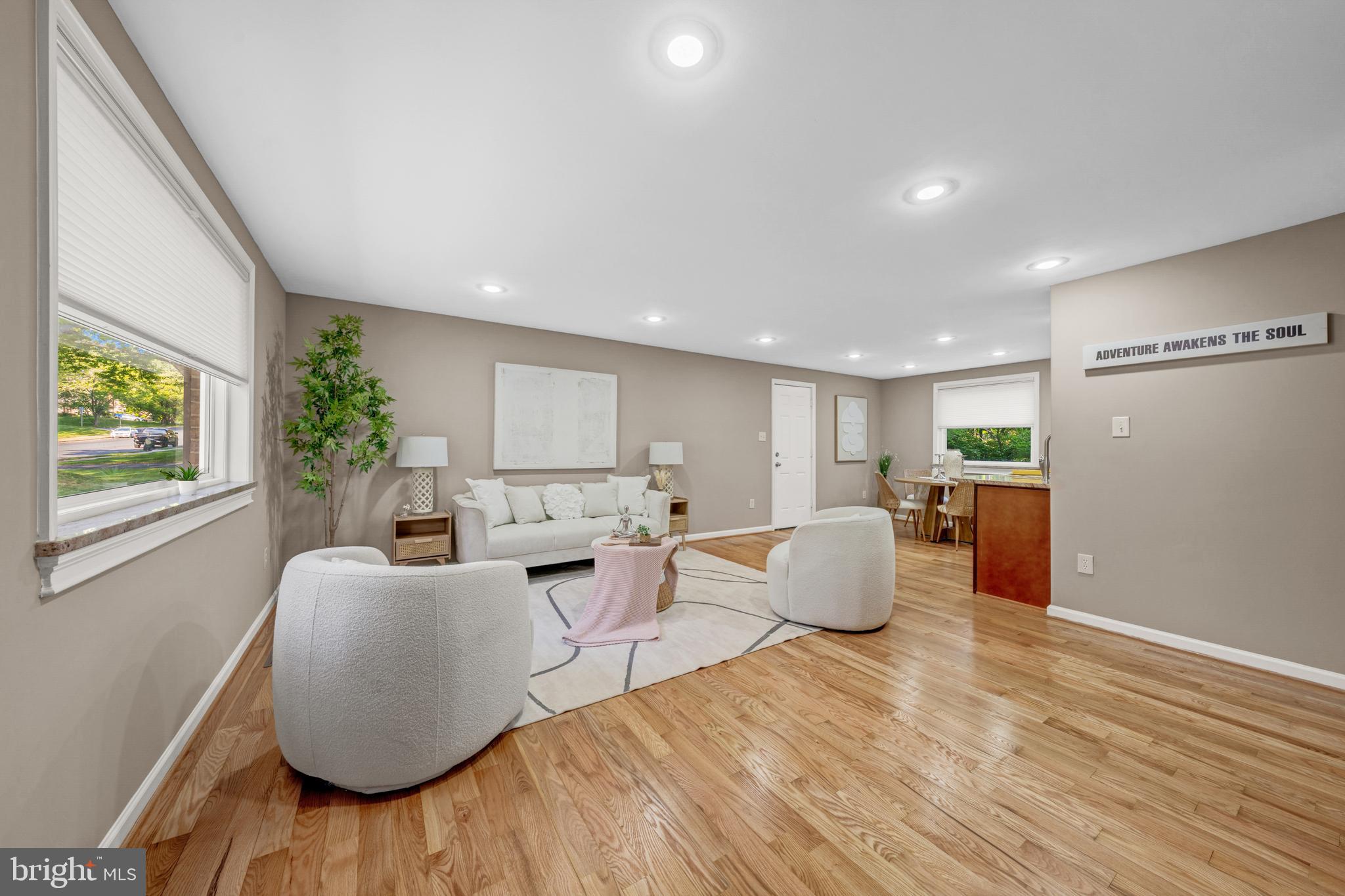 12772 Bradwell Road Herndon, VA 20171 - Photo 5 of 43