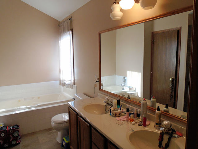 1096 Forest Court Rochelle, IL 61068 - Photo 13 of 21