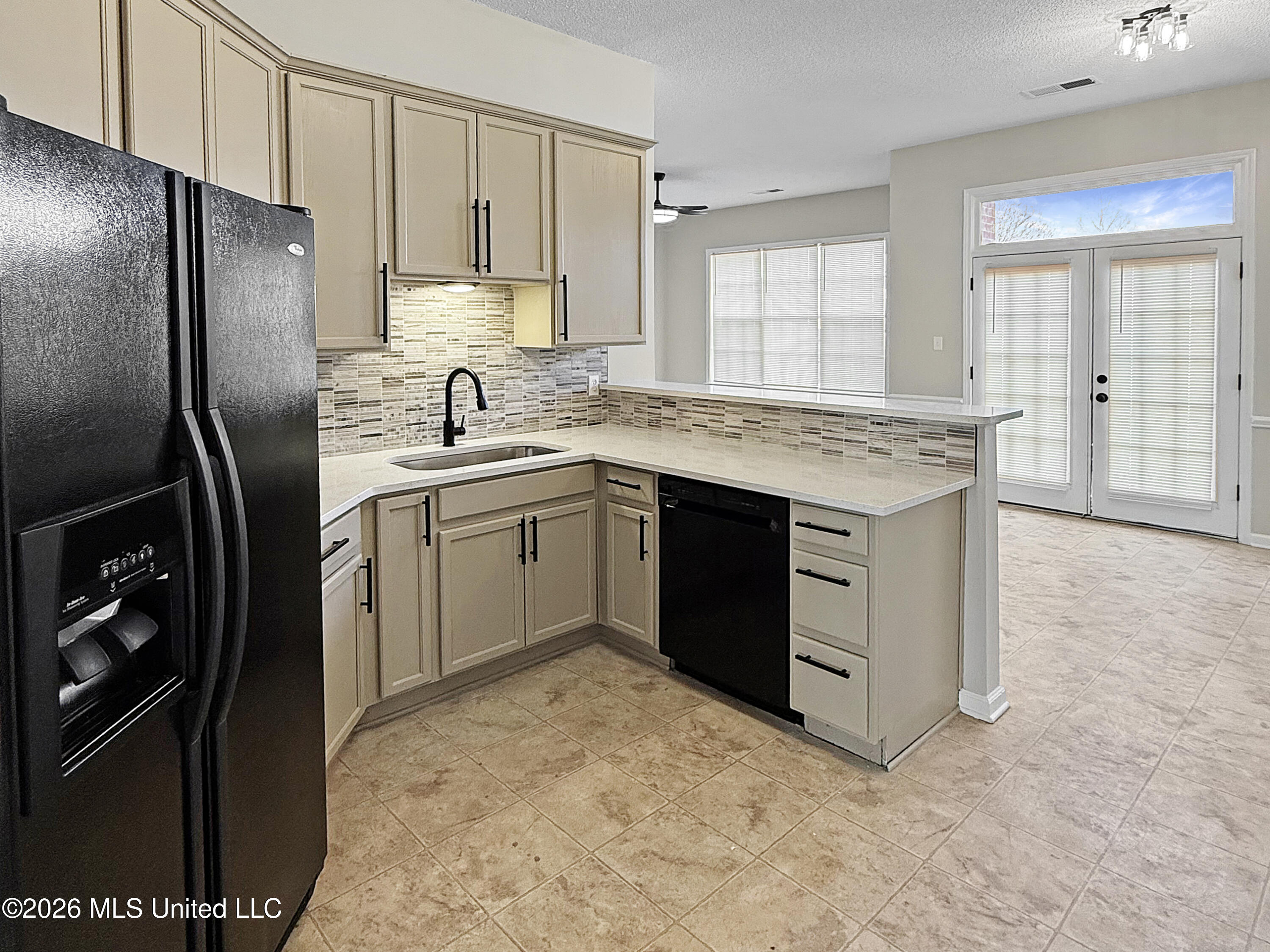 7392 Acree Lane Olive Branch, MS 38654 - Photo 6 of 24 IMG_7535