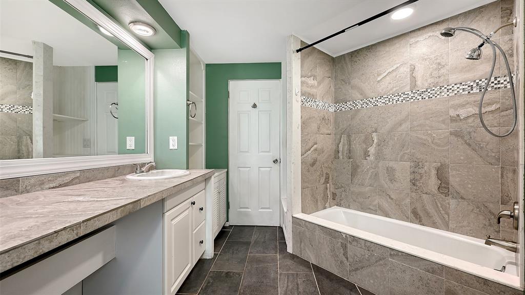 2512 Post Road Sarasota, FL 34231 - Photo 25 of 35
