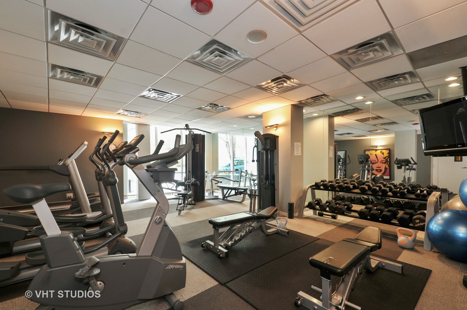 2930 North Sheridan Road, Unit 1602 Chicago, IL 60657 - Photo 12 of 12