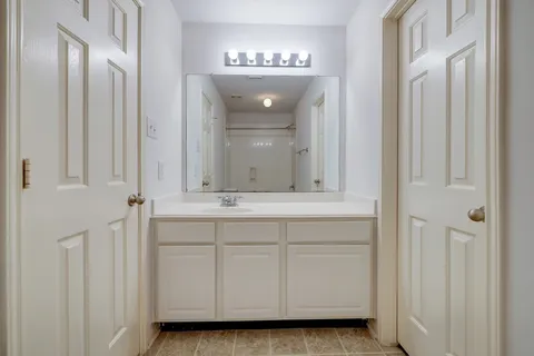 $349,000 | 1161 Eden Park Lane, Houston, TX 77018