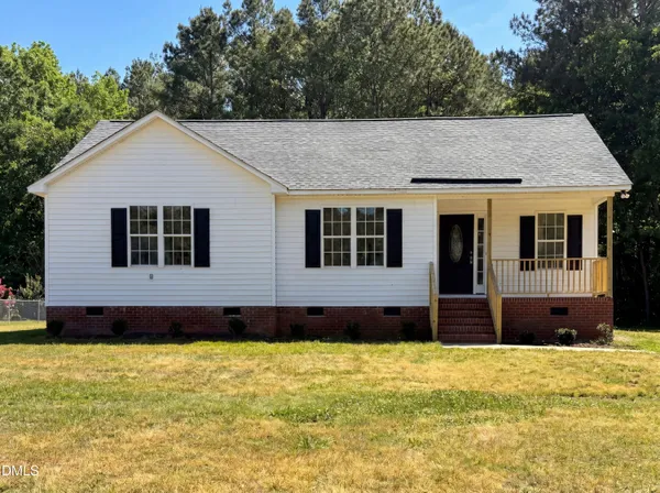 $335,000 | 131 Sommerset Drive, Clayton, NC 27520