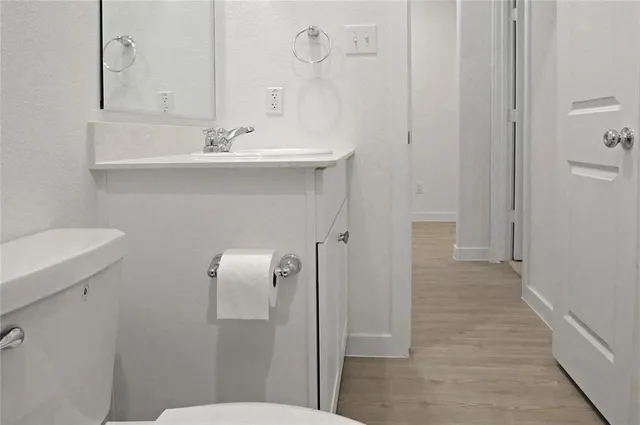 $2,300 | 7013 English Elm Trail, McKinney, TX 75071