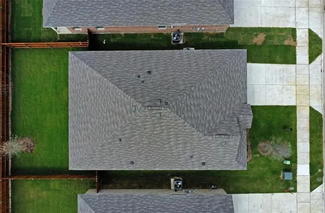 $2,300 | 7013 English Elm Trail, McKinney, TX 75071