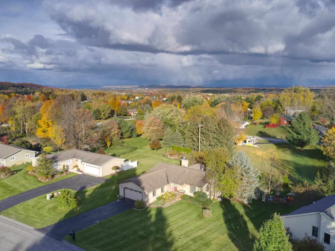 2696 Blue Ridge Lane Traverse City, MI 49685 - Photo 4 of 35 1894700-3.JPG