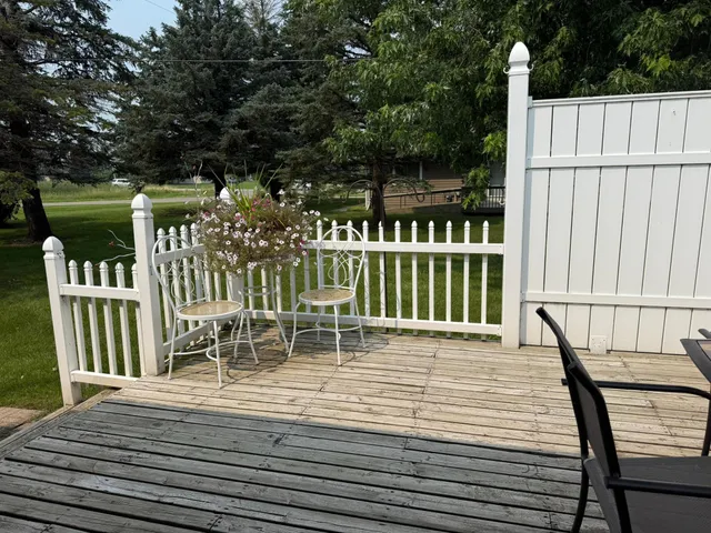 $209,900 | 1432 Regency Lane, Albert Lea, MN 56007