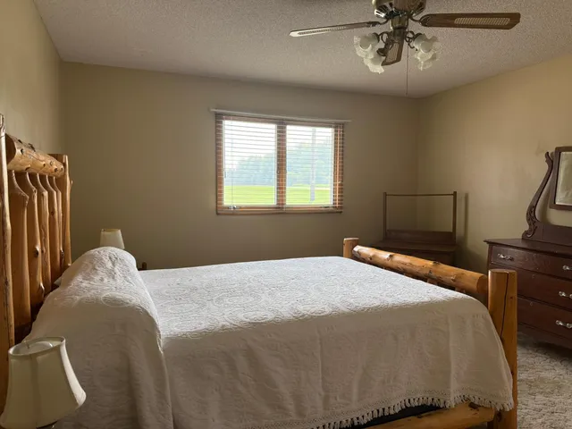 $209,900 | 1432 Regency Lane, Albert Lea, MN 56007