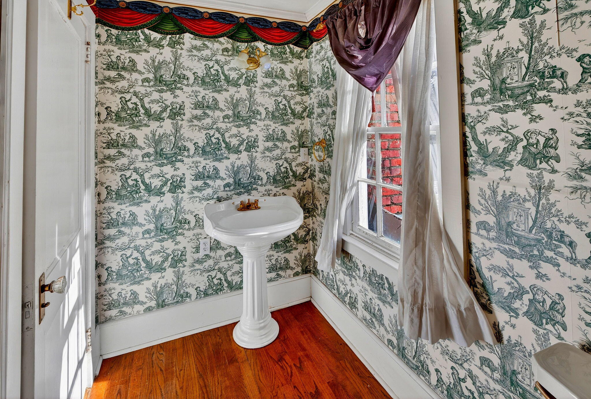 704 Carn Street Walterboro, SC 29488 - Photo 32 of 49 29-web-or-mls-_DSC0638