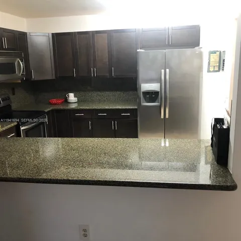 $1,950 | 2780 Northeast 183rd Street, Unit 211, Aventura, FL 33160