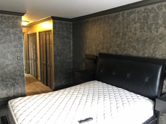 $1,950 | 2780 Northeast 183rd Street, Unit 211, Aventura, FL 33160