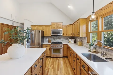 $1,098,000 | 58 Kelleher Street, Marlborough, MA 01752