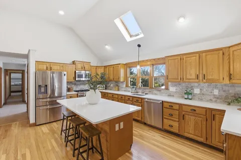 $1,098,000 | 58 Kelleher Street, Marlborough, MA 01752