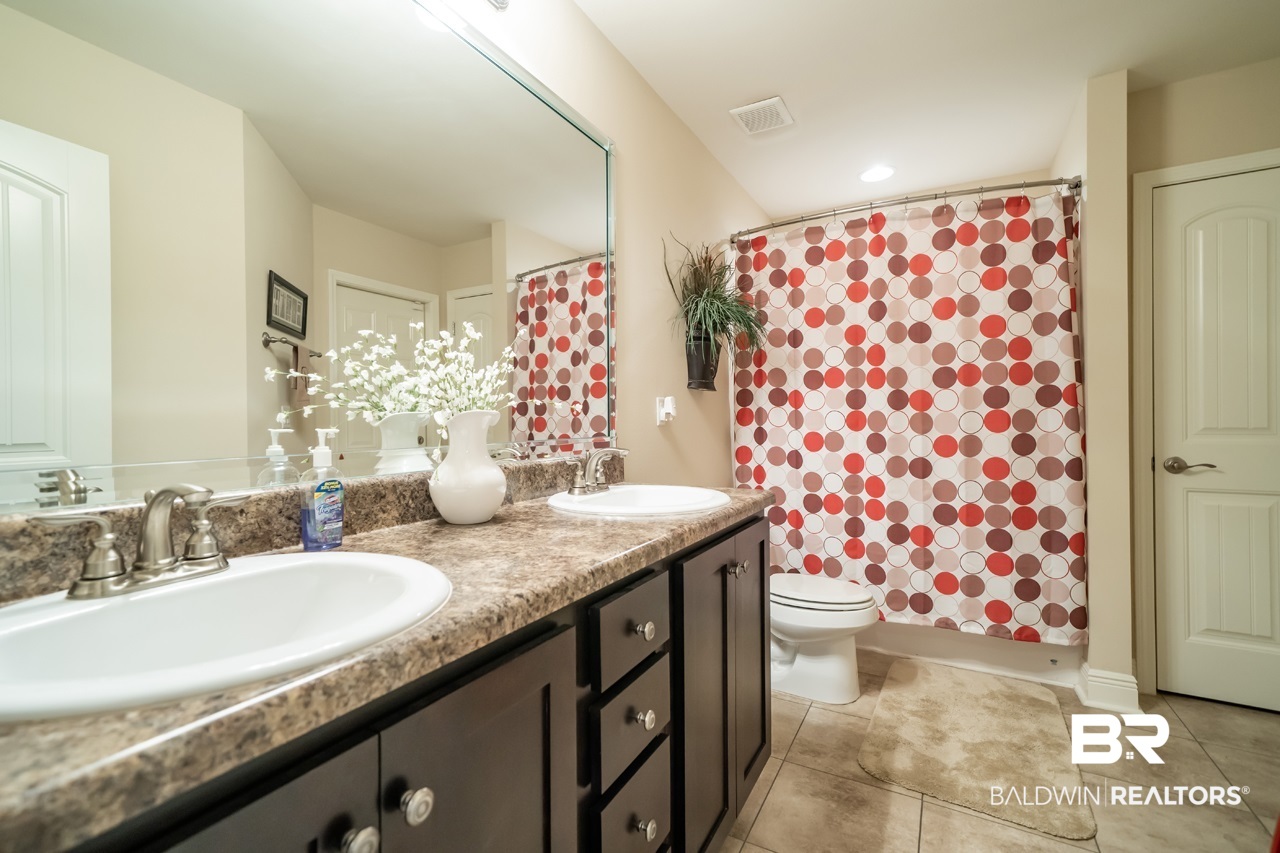 2029 Tammany Court Foley, AL 36535 - Photo 21 of 43 Guest Bathroom