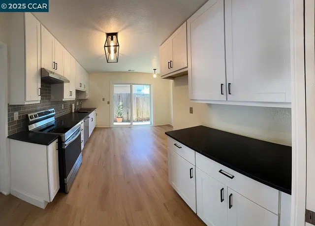 a close view of washer and dryer