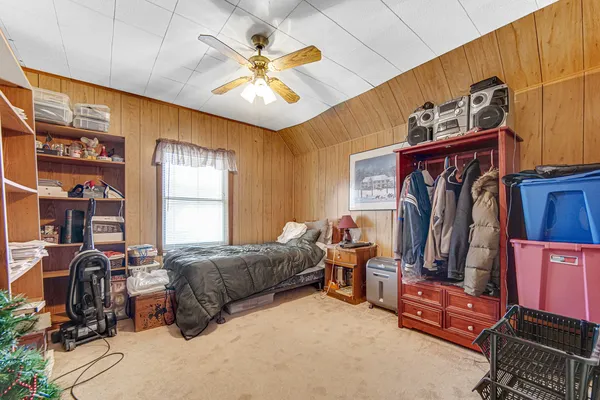 $160,000 | 12815 Lincoln Street, Blue Island, IL 60406