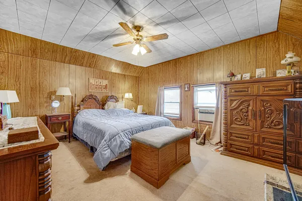 $160,000 | 12815 Lincoln Street, Blue Island, IL 60406